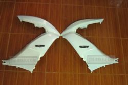 64502-KWN-902ZB. COVER, L. FR. *NHA87P*. White. Honda PCX. (NHA87P PEARL HIMALAYAS WHITE)