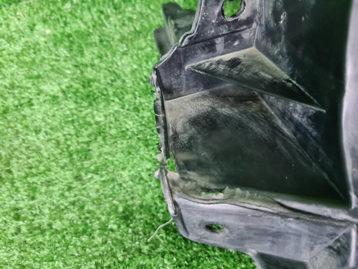 Решетка переднего бампера Porsche Cayenne 3 17-23