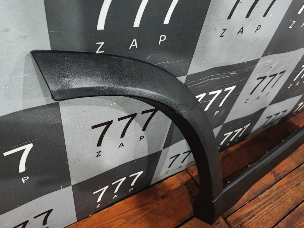 Накладка двери задней правой Chery Tiggo 8 Pro 21-нв Б/У Оригинал 609000629AA