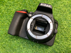 Nikon D5600 Kit AF-P 18-55mm VR 25 кадров