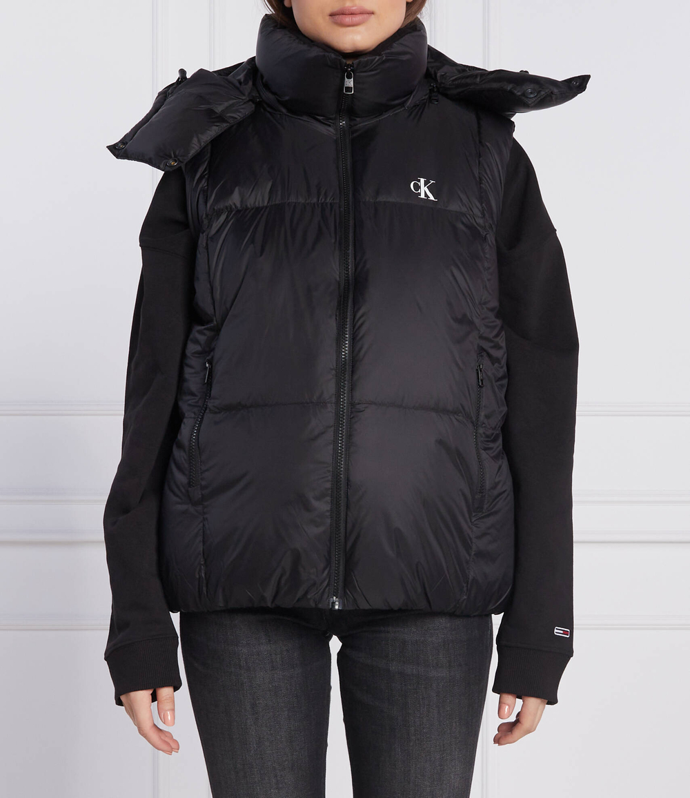 пуховая безрукавка CALVIN KLEIN JEANS - черный(J20J219821)