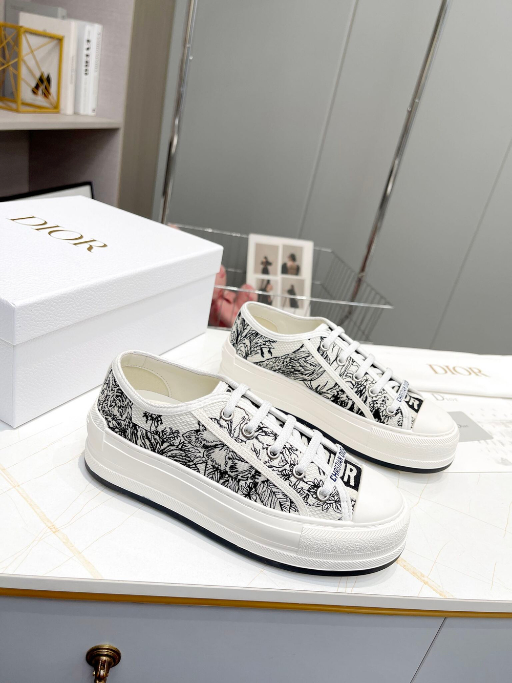 Christian Dior Walk'n'Dior Sneaker