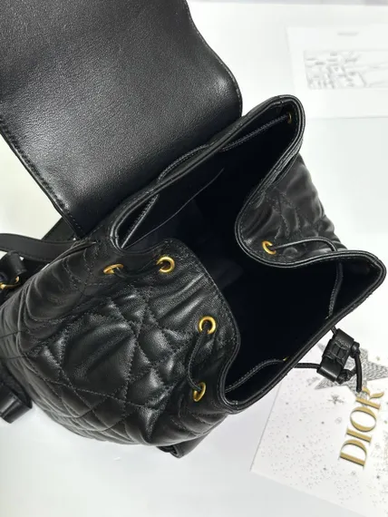 Рюкзак Dior Caro черный, модель среднего формата