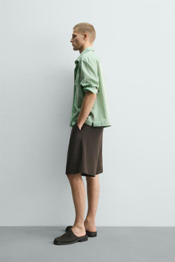 ZARA БЕРМУДЫ RELAXED FIT СО СКЛАДКАМИ, ШОКОЛАДНЫЙ