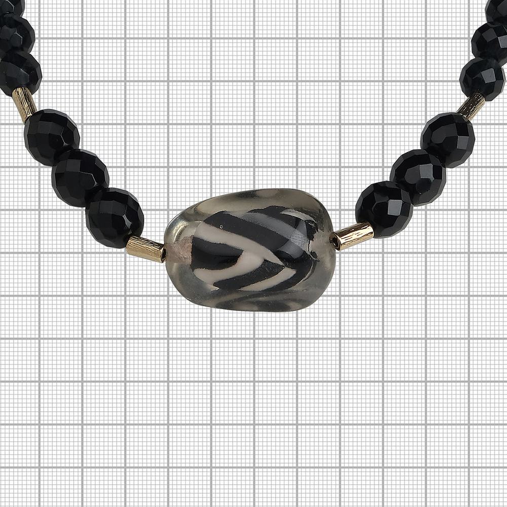 "Эстамп" колье в золотом покрытии из коллекции "Composition" от Jenavi с замком карабин