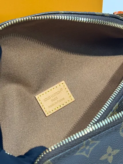 Поясная сумка Louis Vuitton Rush Bumbag