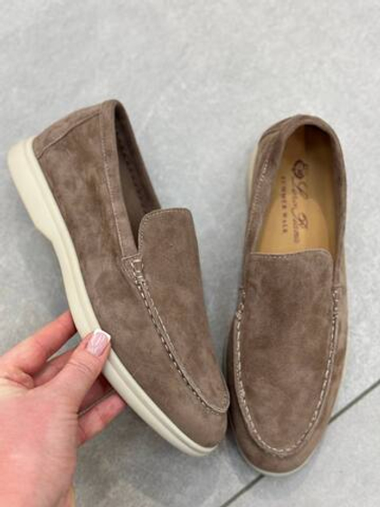 Лоферы из натуральной замши