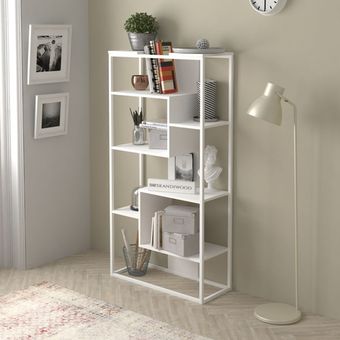 Стеллажи и полки