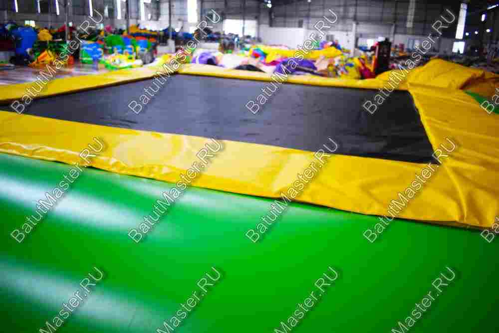 Элемент аквапарка "Bouncer" прямоугольный, 6*6*0,8 м.