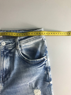 Джинсы Zara с порезами, маркировка 34, визуально на 40 размер