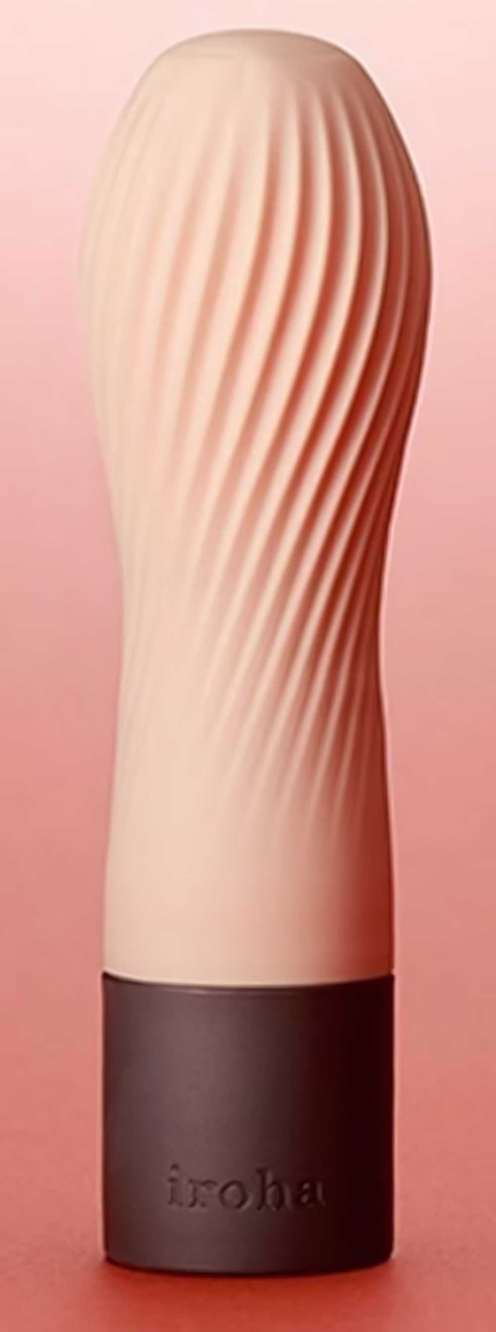 Персиковый рифленый мини-вибратор IROHA ZEN HANACHA - 12,7 см. (Цвет: персиковый)