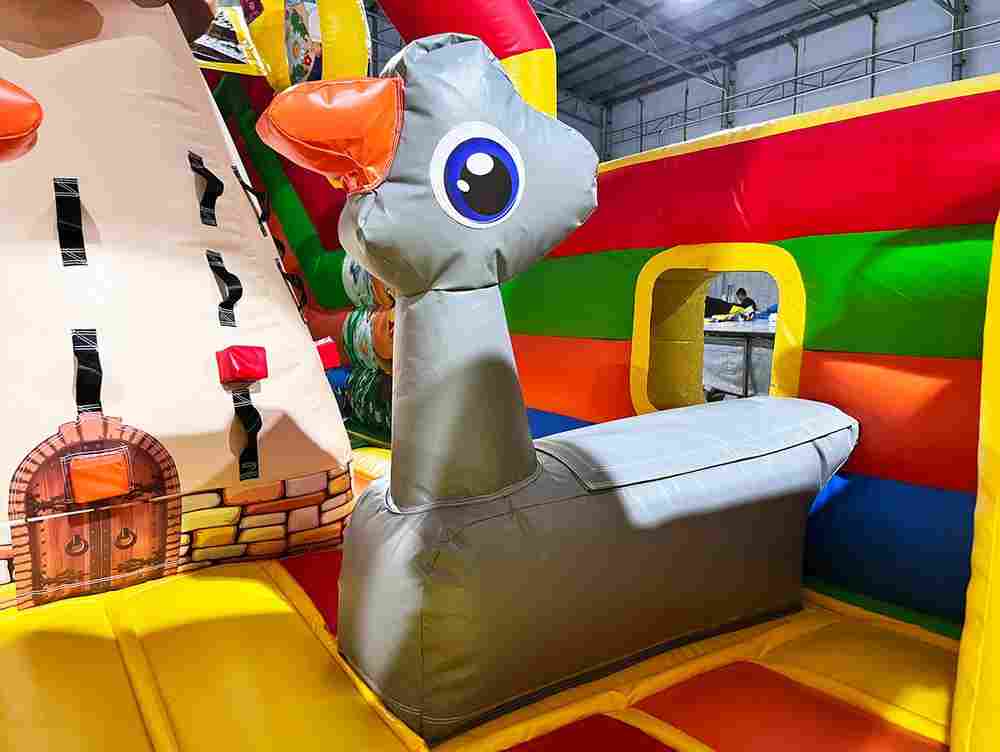 Коммерческий надувной батут с горкой «Добрая русская сказка», 8*4*5 м.