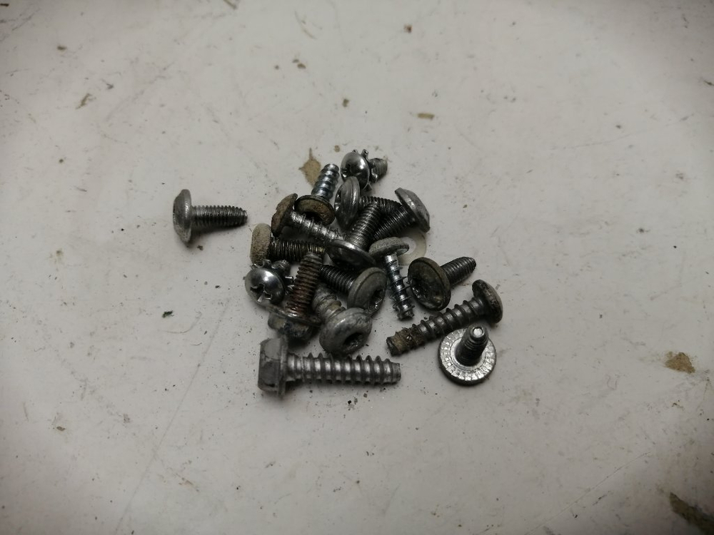 S1WTF3003A кт107 Крепеж и хомуты для стиральной машины Siemens S1WTF3003A б/у