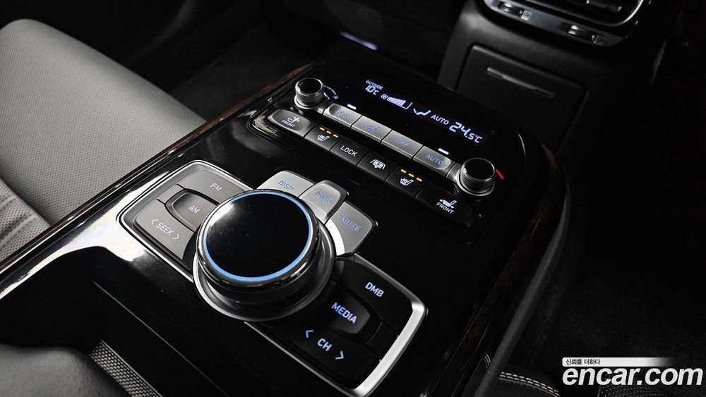 Genesis G90 3.8 AWD (12.2019)