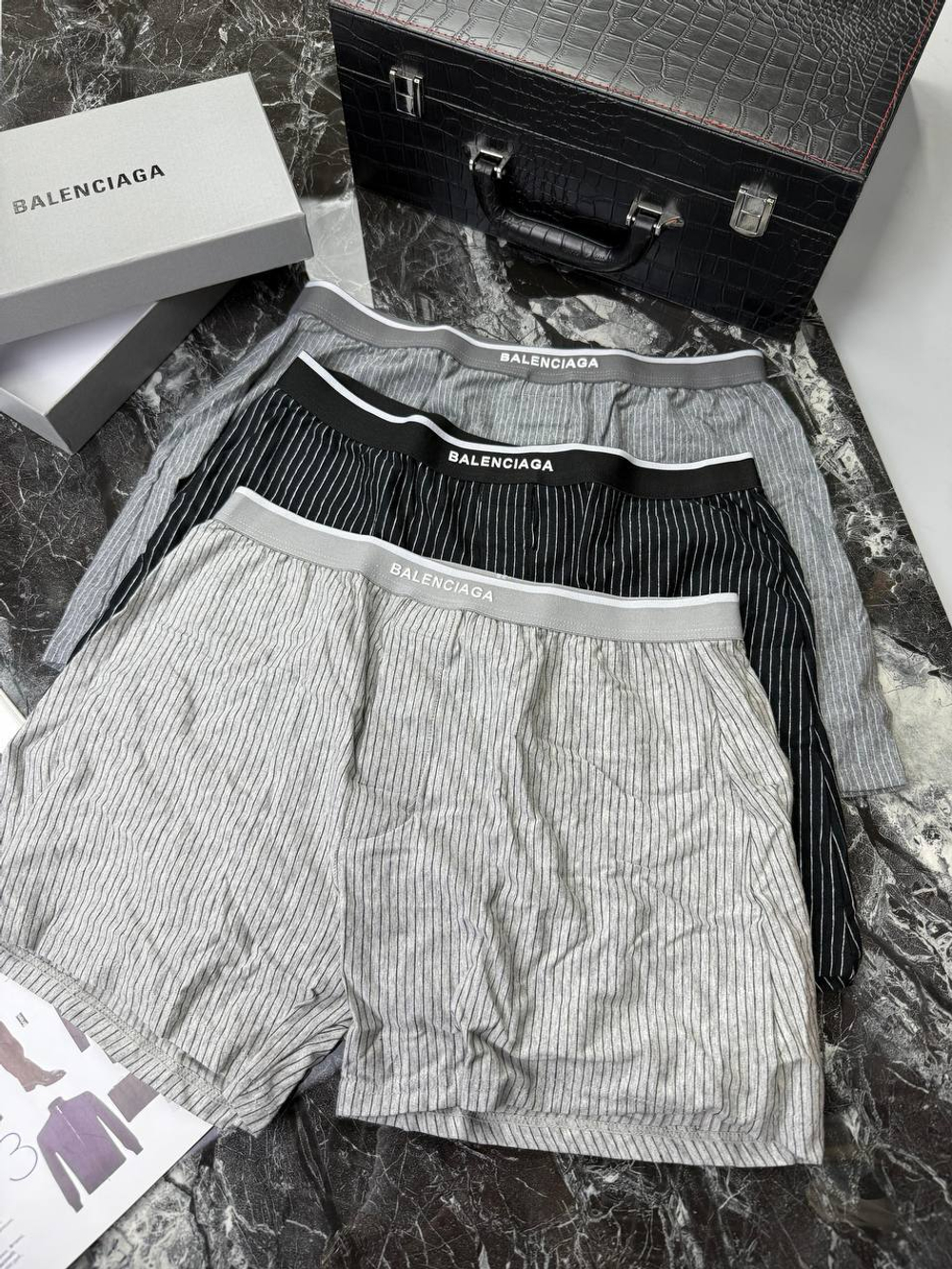 Боксеры Balenciaga