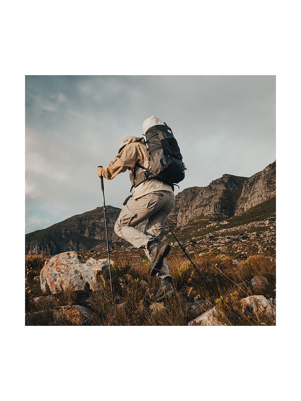 Палка треккинговая Naturehike ST03 7075 AL NH17D017-D с 3 узлами серый