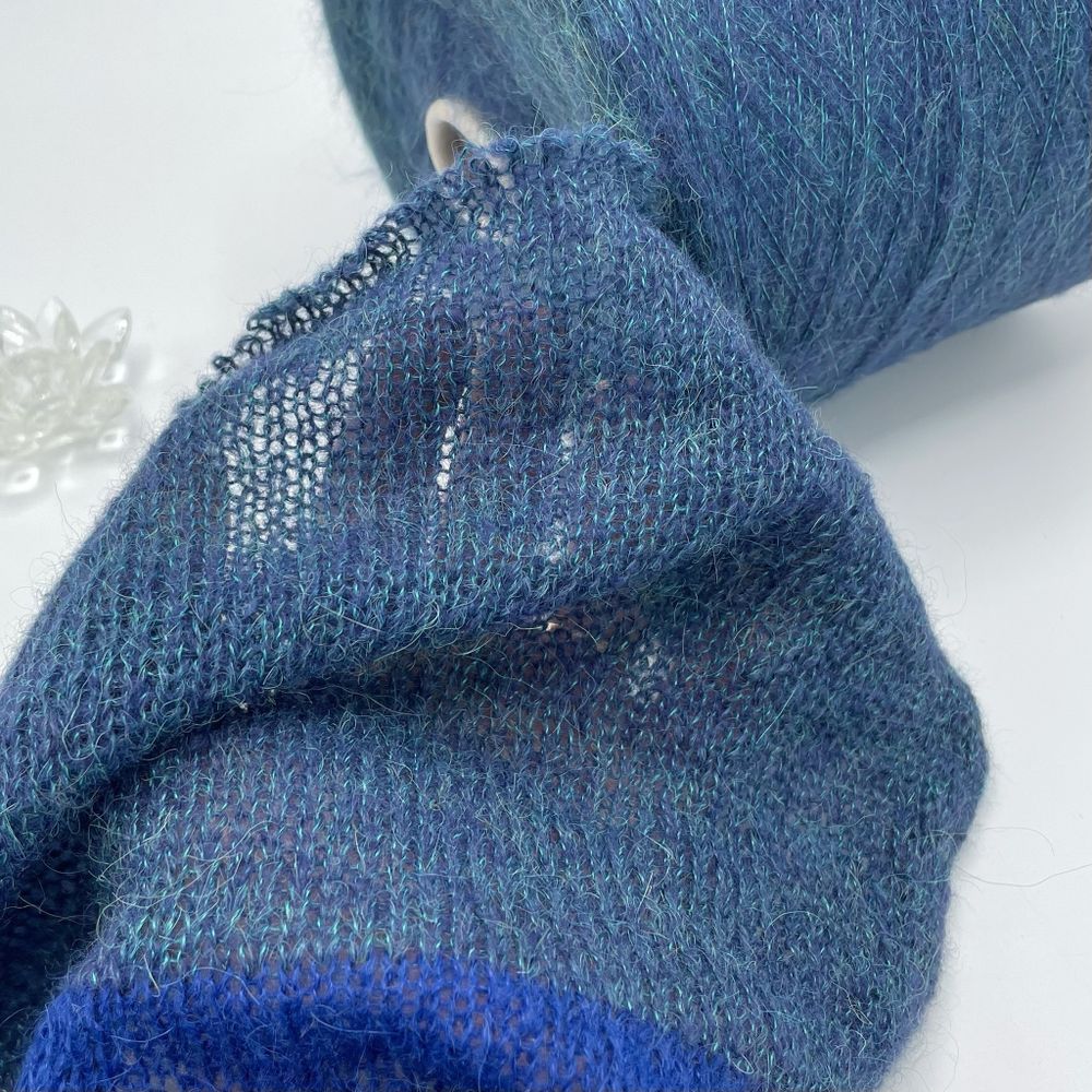 Manifattura LANE PUCCI 30% вспушеная альпака 30% полиамид 40% полиакрил