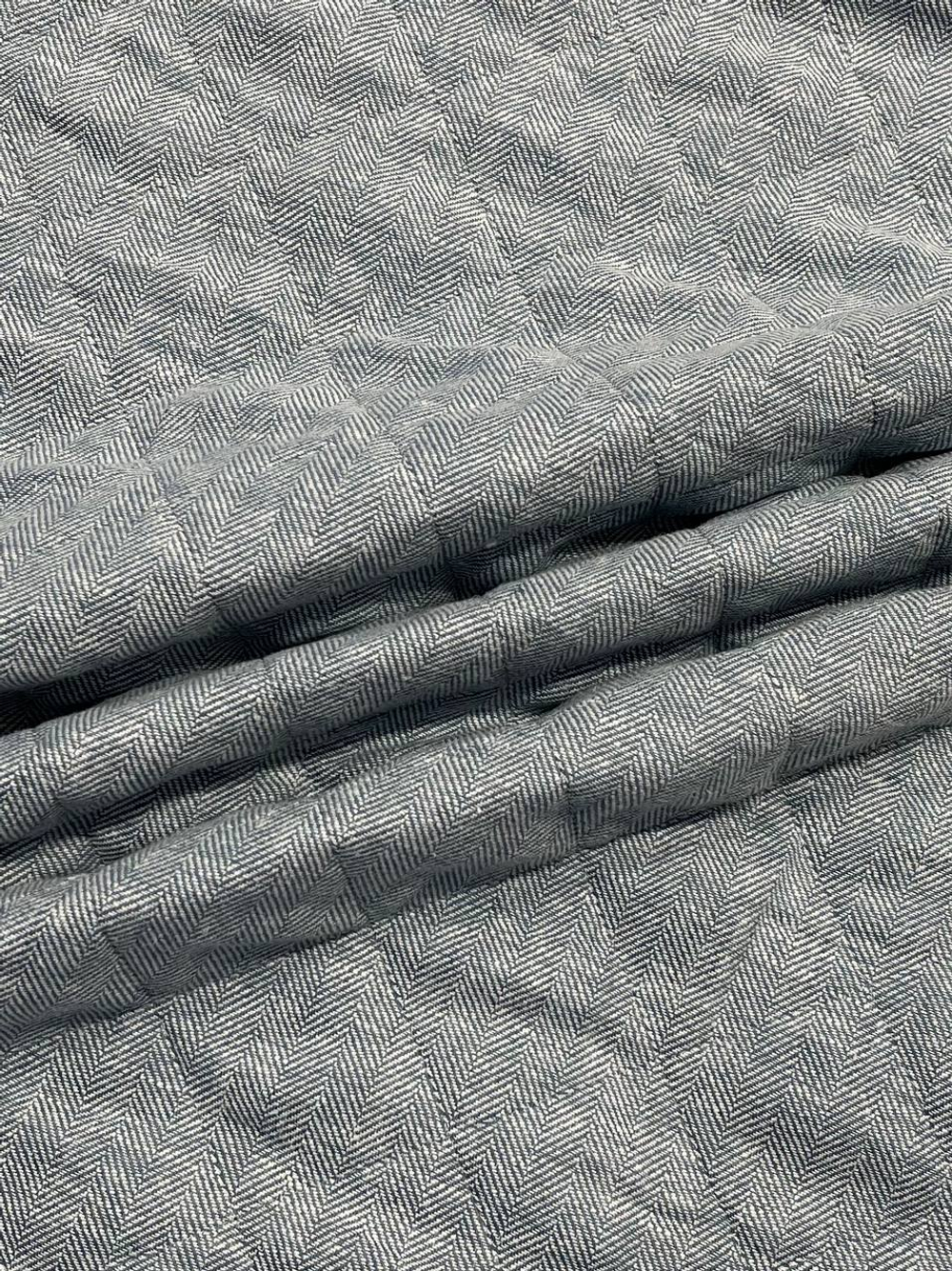 Курточная ткань стеганая хлопок с холлофайбером Herno бирюзовая в елочку на подкладке в клетку