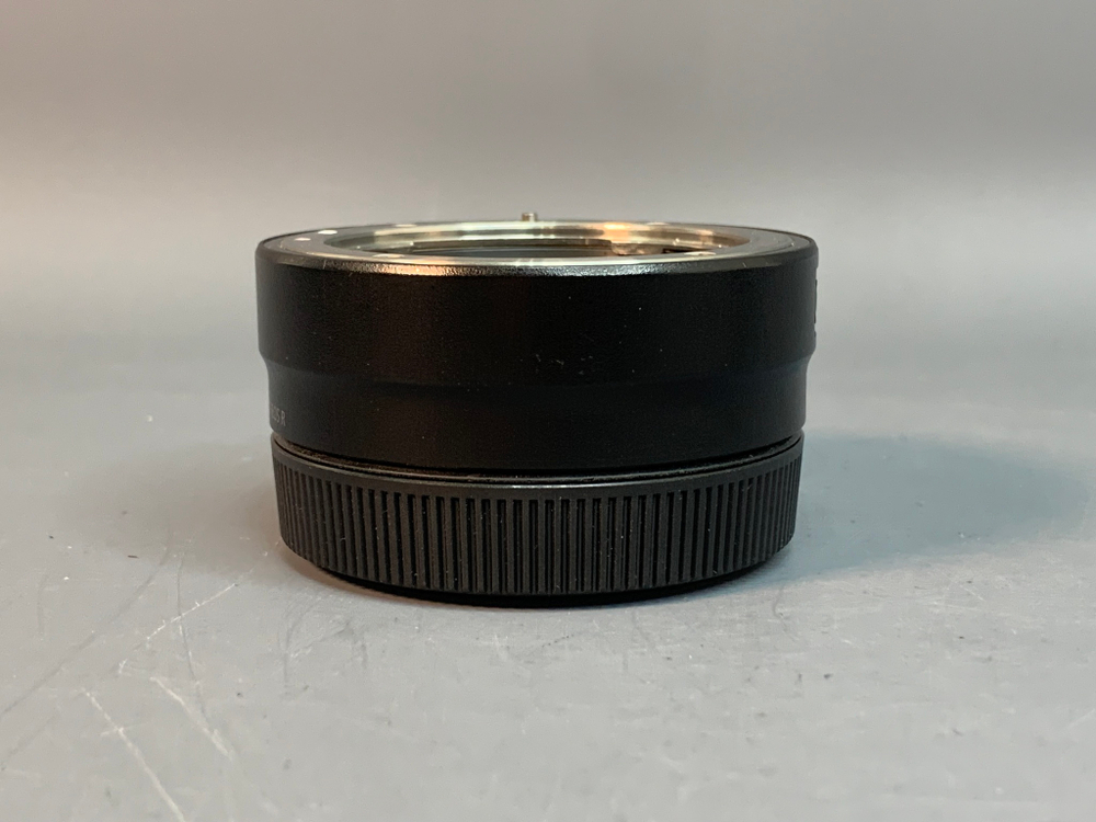 Canon EF-EOS R