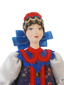 Кукла коллекционная женщина в русском костюме с тремя бантами