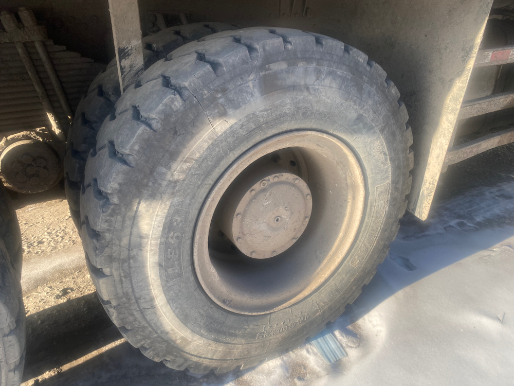 TONLY TL875B 6x4 Карьерный самосвал TL875B (Дизельный, 11,6 л, 429 л.с., МТ)