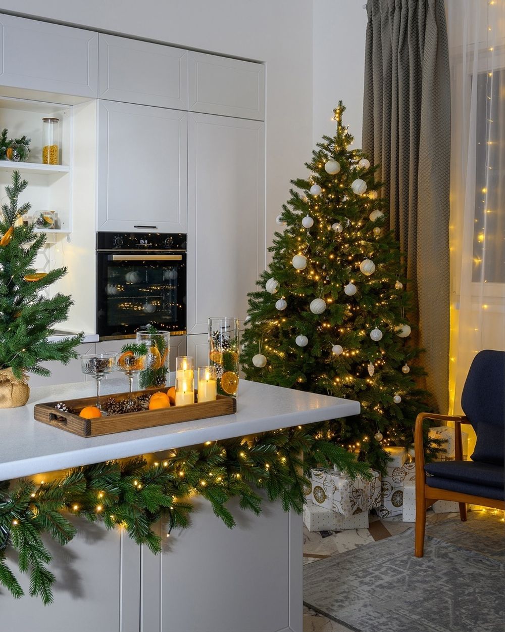 Ель искусственная «Графская Стройная» (Литая+пвх) 240 см / 2.4 м