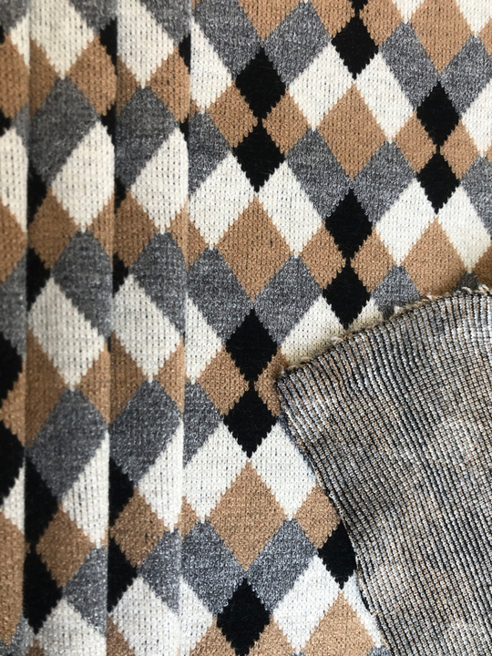 Трикотаж принт геометрия, беж, серый, белый  вискоза ORLA