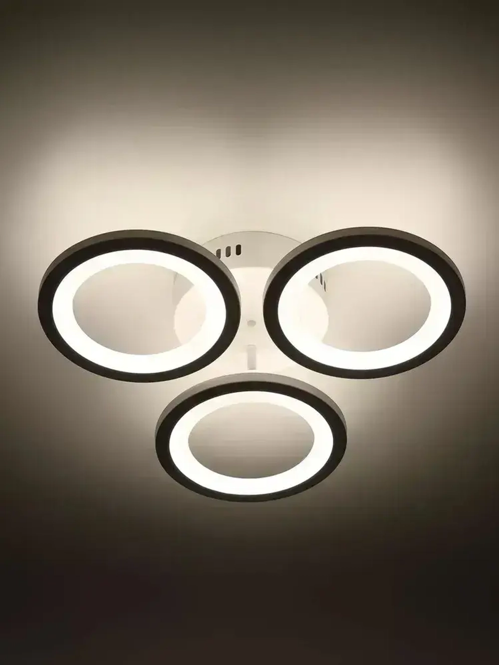 Люстра потолочная светодиодная с пультом ДУ Rivoli белая 60 Вт 3000К - 6200К, светильник на кухню, в детскую, в спальню