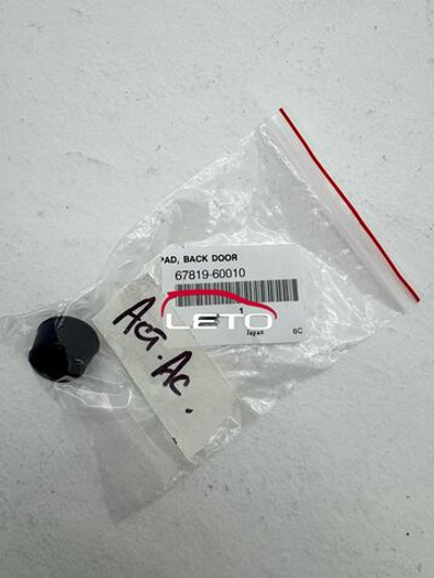 Заглушка 67819-60010 6781960010