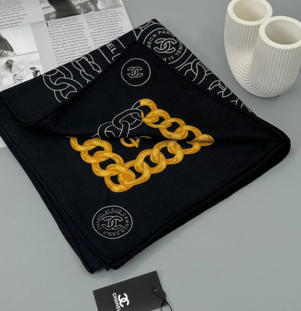 Платок CHANEL