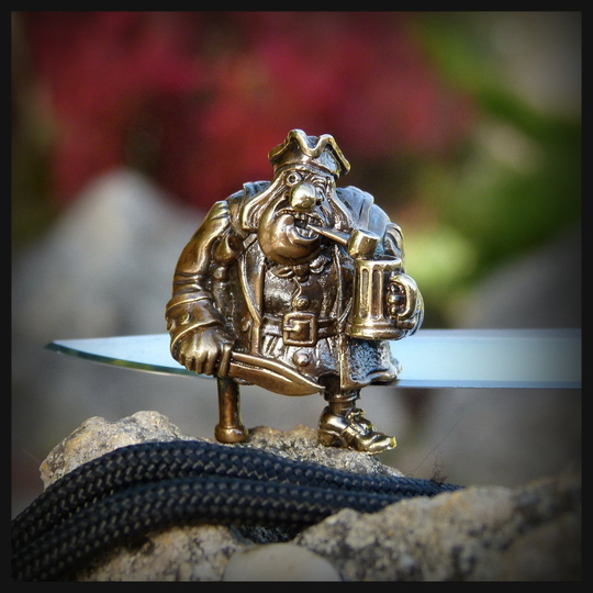 Бусина "Пират" для темляков или браслетов , латунь