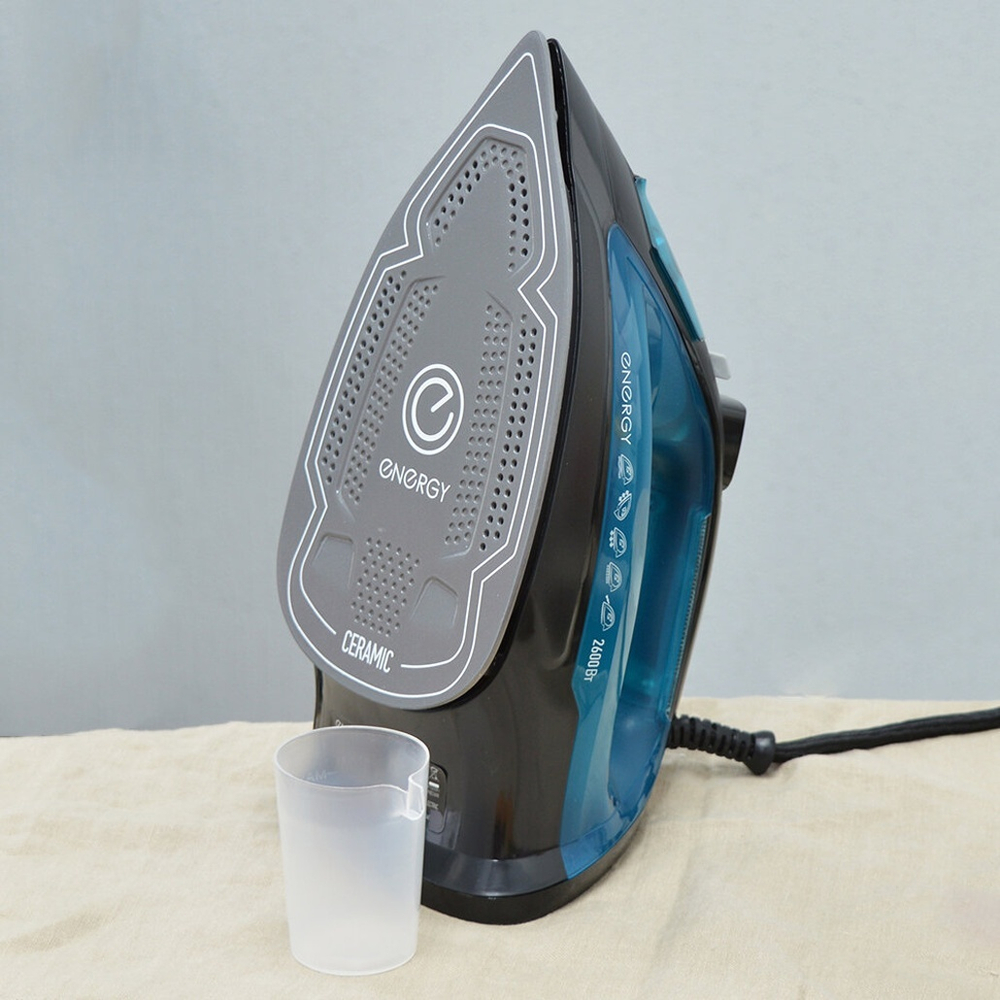Утюг ENERGY EN-348 керамическая подошва 2600Вт черно-бирюзовый
