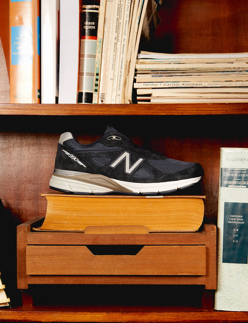 New Balance 990v6 "Black White"