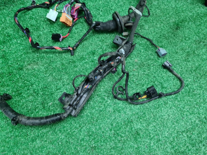 Проводка моторного отсека Geely Coolray (19-нв)