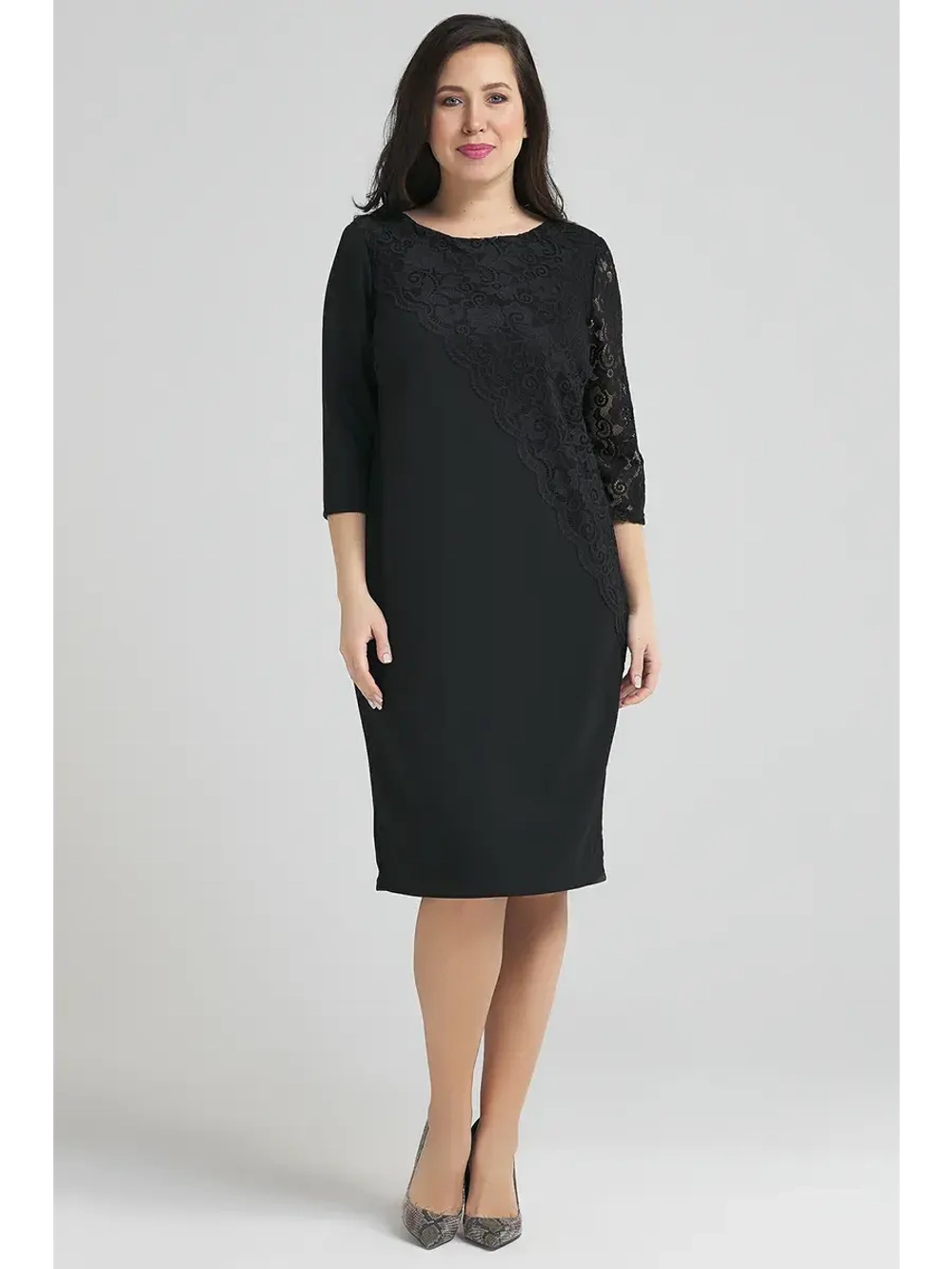 Платье вечернее с кружевом