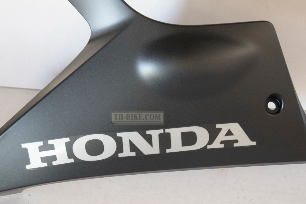 64317-MGZ-K20ZA. COWL ASSY., L. UNDER (WL) *TYPE1*. Belly pan Honda CBR500 2013-2015