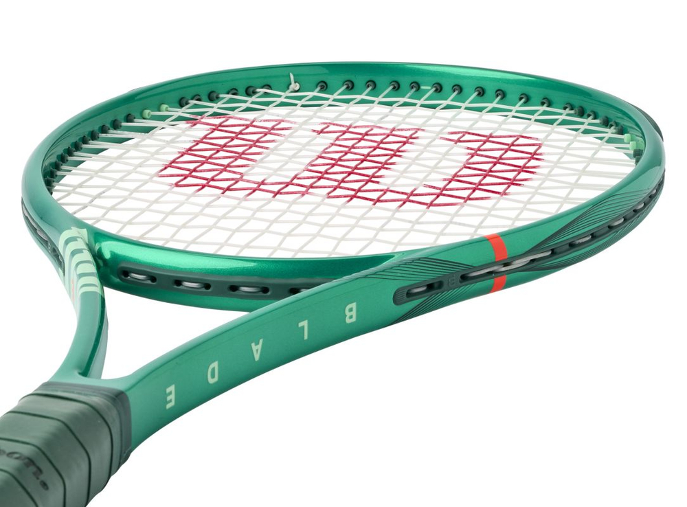 Теннисная ракетка Wilson Blade 98 18x20 V10 + струны
