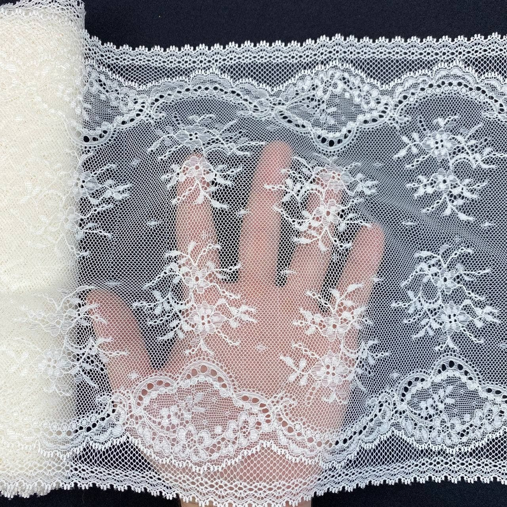 Кружево эластичное молочное 23 см