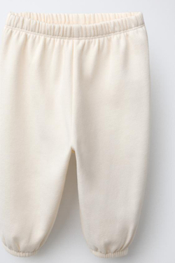 ZARA БАЗОВЫЙ КОМПЛЕКТ ИЗ ТОЛСТОВКИ И БРЮК-ДЖОГГЕРОВ, ЭКРЮ