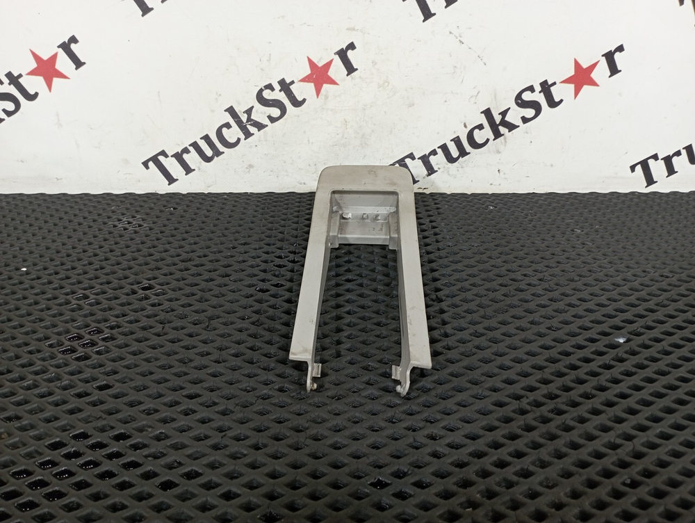 Накладка крепления спальника