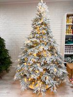 Заснеженная елка с гирляндой «Престиж» (Литая хвоя) 120 см / 1,2 м