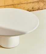 Журнальный столик Albanella из цемента с глянцевой белой отделкой Ø85 см