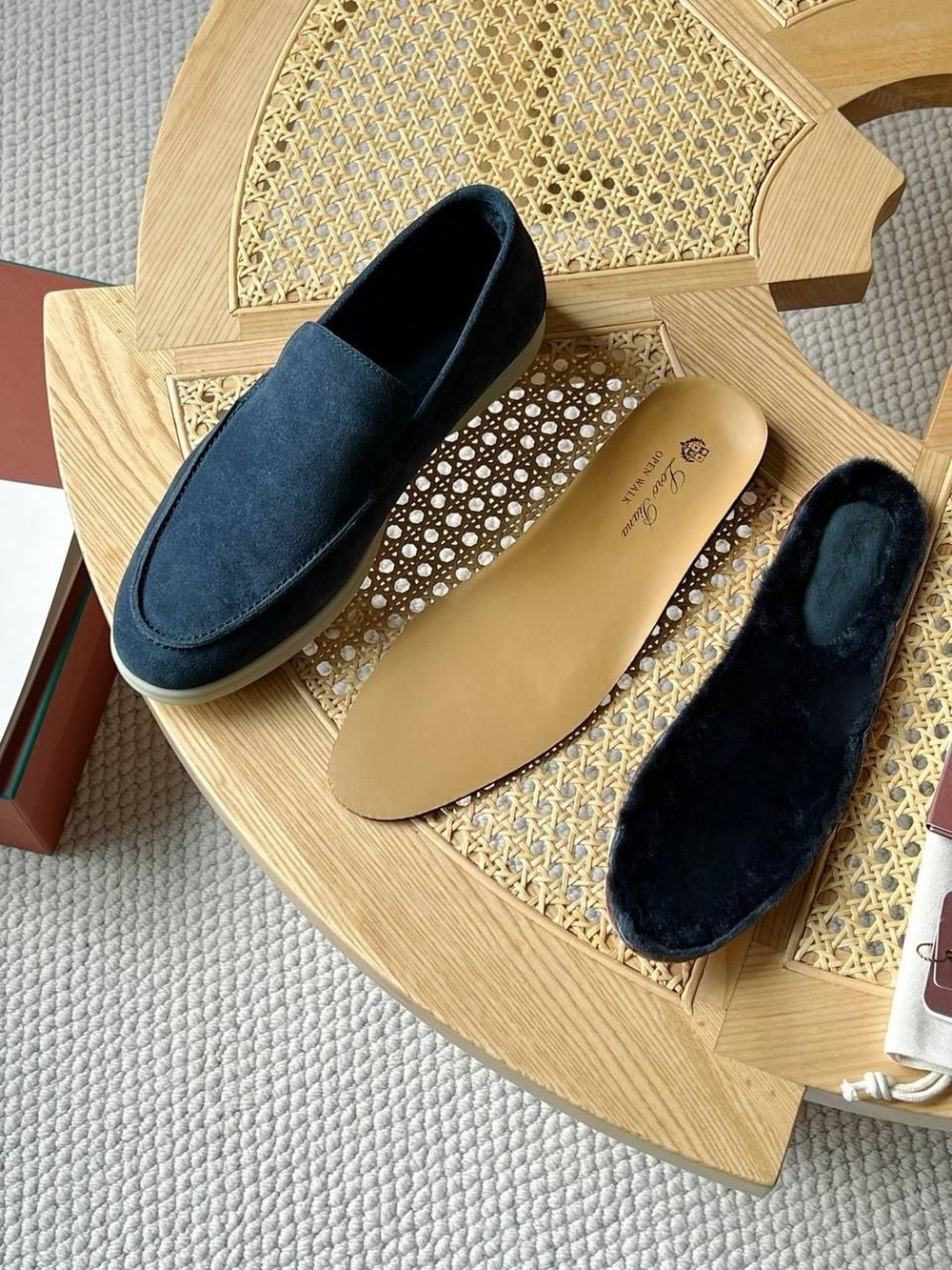 Лоферы Loro Piana Summer Walk с мехом
