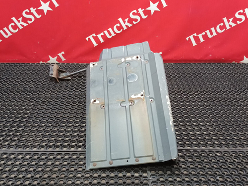 Крыло переднее правое задняя часть