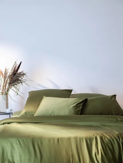 Набор наволочек из премиального сатина оливкового цвета из коллекции essential, 50х70 см