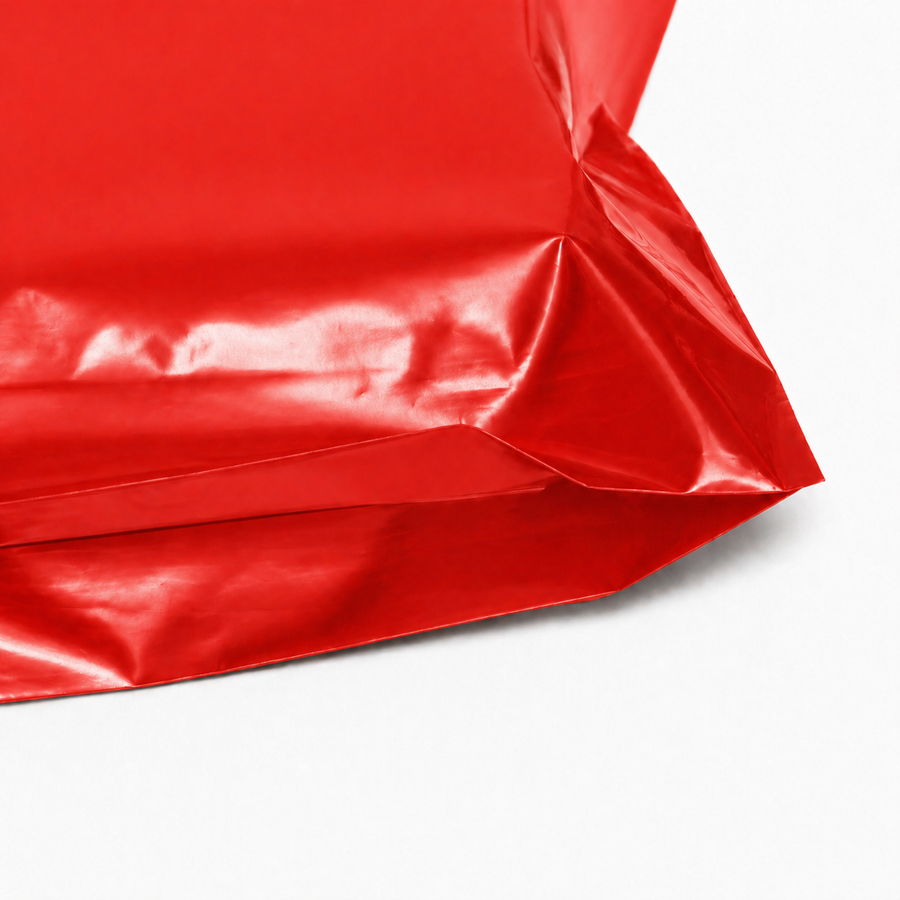 Красный полиэтиленовый пакет с вырубной ручкой 20*30+3см 80мкм