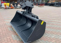 Ковш планировочный поворотный на Экскаватор Komatsu