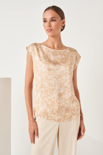 22816 Блузка женская (бежевый принт)