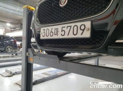 Jaguar XF (X260) 20d Portfolio AWD (10.2019)