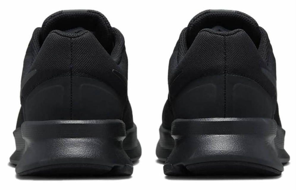 Кроссовки Nike Run Swift 3